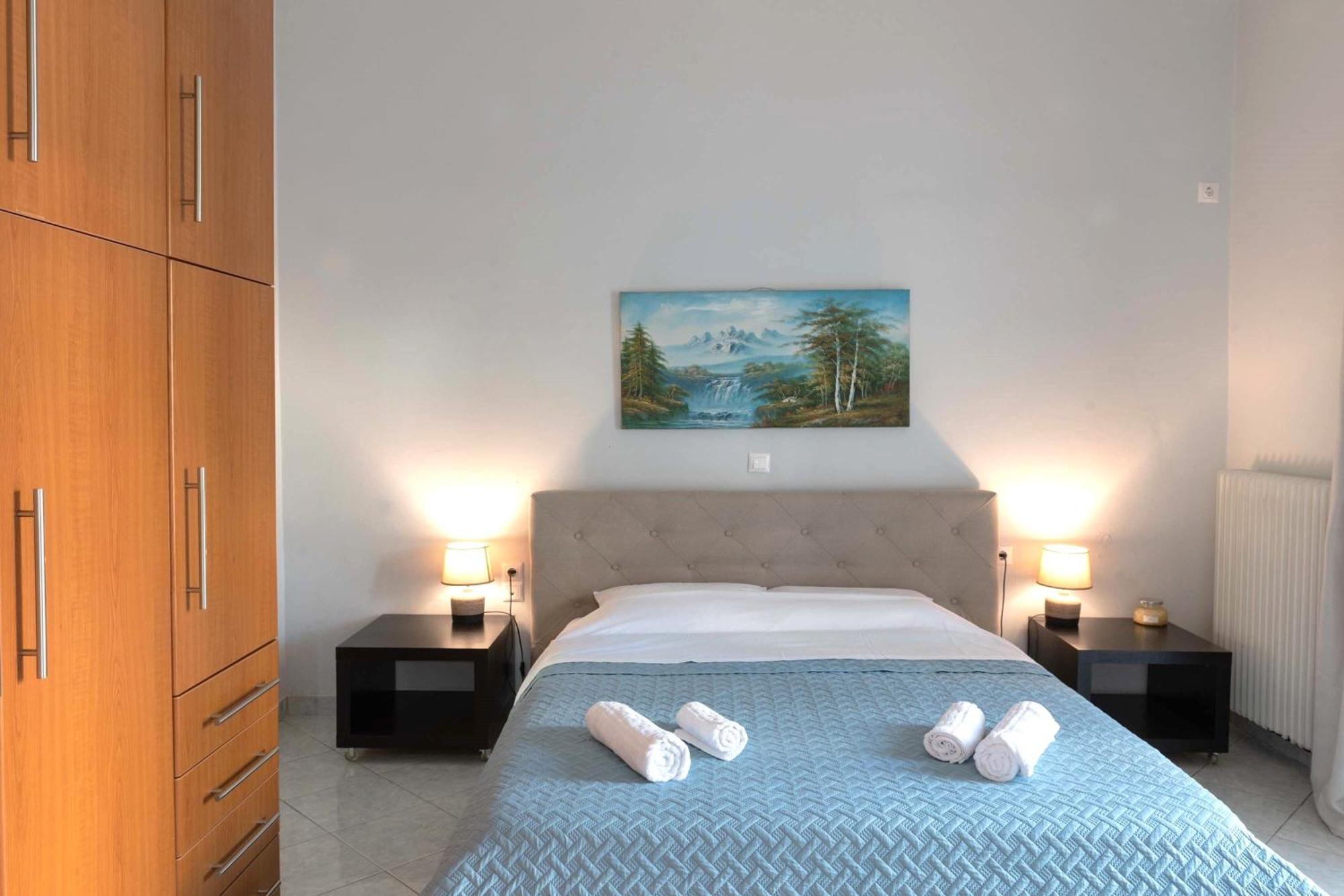 Private Spacious Apartment Atene Esterno foto